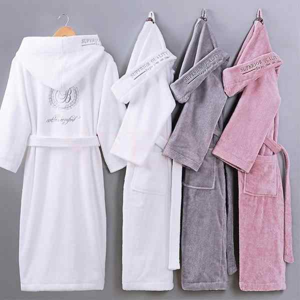 商品説明：ルームウェアにも寝巻きにも使い回しOKお家でのリラックスタイムからヨガの練習?カジュアルスタイルまで、幅広く大活躍してくれます。楽チンな雰囲気の中にも、おしゃれ感があるところがのポイントほっ